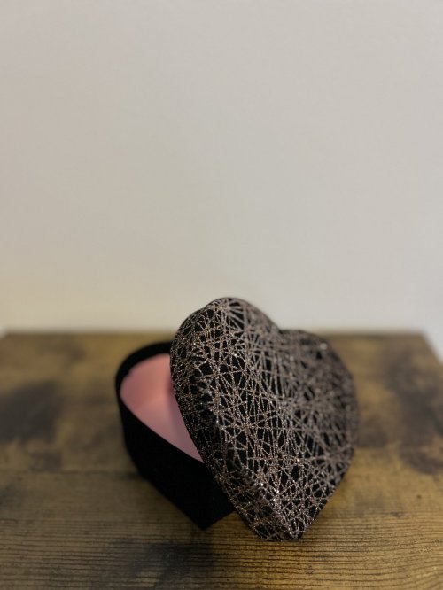 Geschenkdoos hart medium zwart-goud
