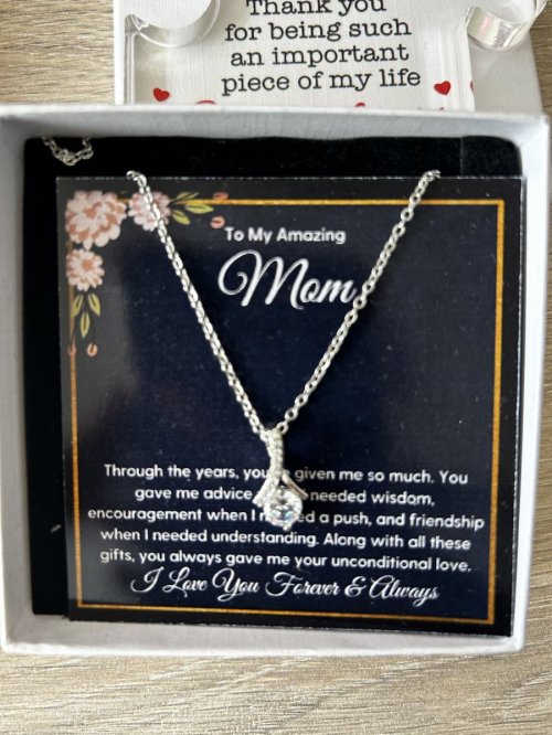 'mom i love you forever and always' ketting