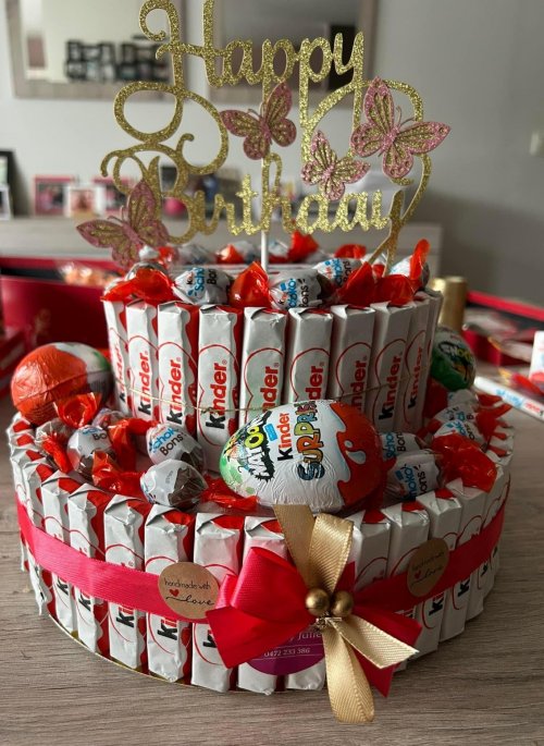 Kinder luxe chocoladetaart