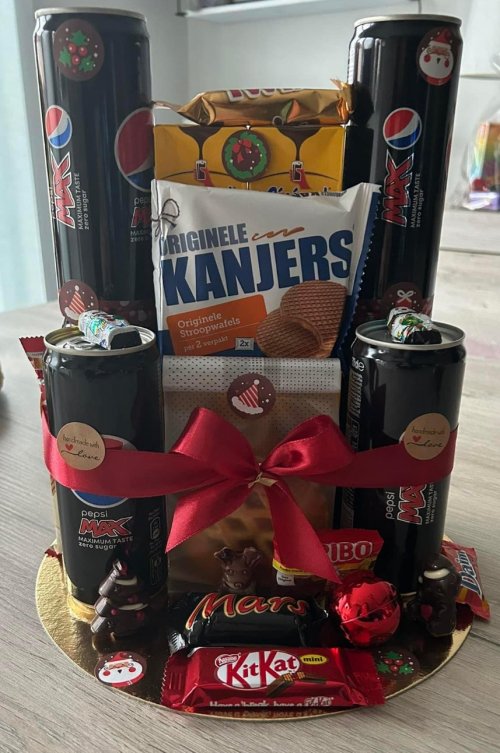 frisdrankpakket met koekjes