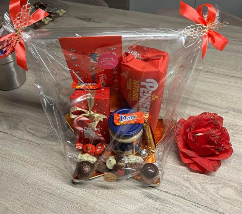 Rood geschenksneukelpakket