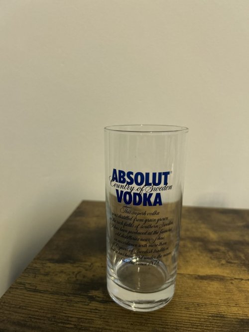 Absolut vodka glas