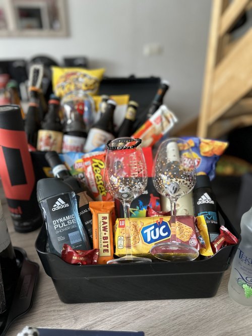 wijnmand deluxe met versnaperingen